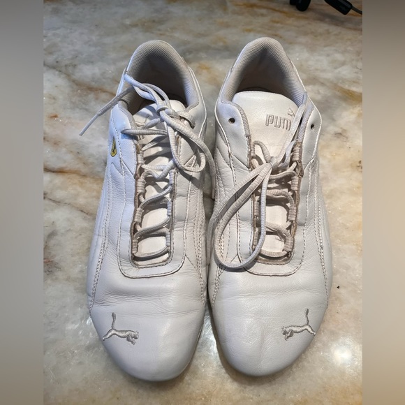 Puma Shoes Mens White Puma Leather Running Shoe With Ferrari Sf